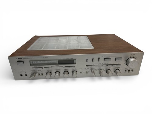 Yamaha receiver model 1000 - receiver, r-1000