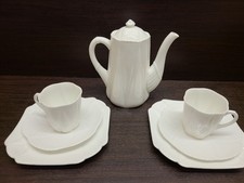 Antique Shelley Dainty White coffee pot & 2x trios coffee cups 1st