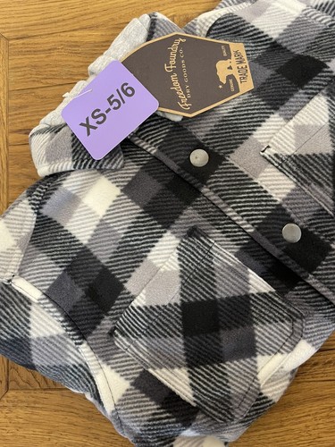 Bnwt boys warm - boys, freedom