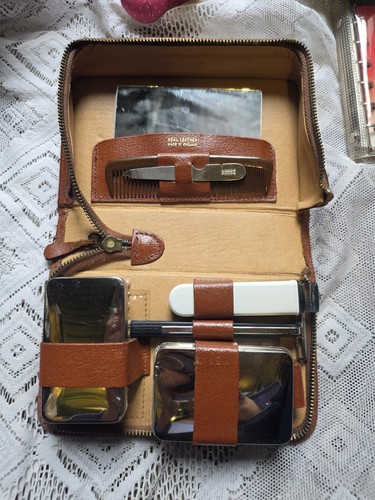 Vintage mens grooming - grooming, travel