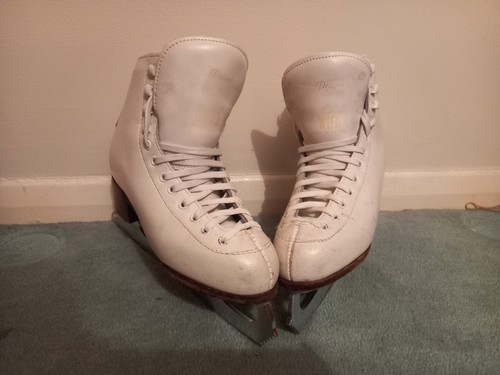 Size wifa ice skates - 1,