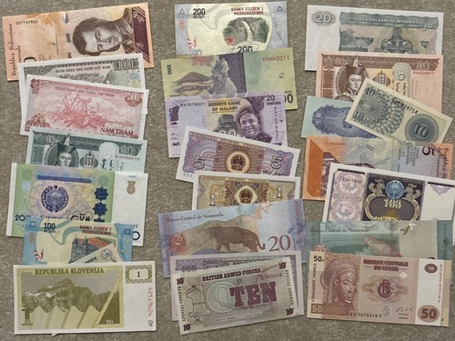 Job lot 30 banknotes - job, of