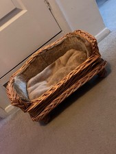 Stunning true vintage 80s woven wicker pet bed Basket - Woven Small