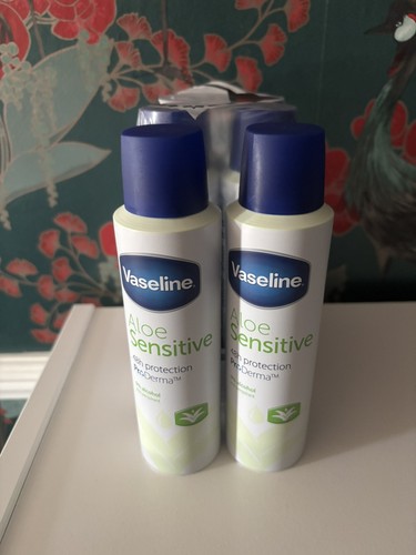 Vaseline proderma aloe - x,
