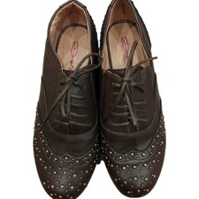 Ladies Size 4 Brown Studded