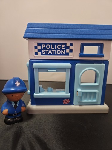Police station playset - police,