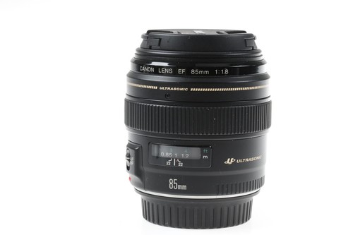 Canon 85mm usm snr - f/1.8,
