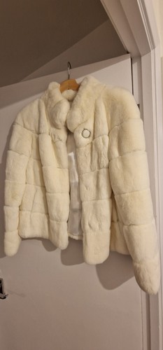 Real white chinchilla fur - white,