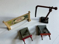 Hornby Dublo one sign board, two buffers and a water crane job lot