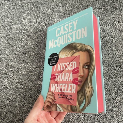 Signed kissed shara wheeler - i,