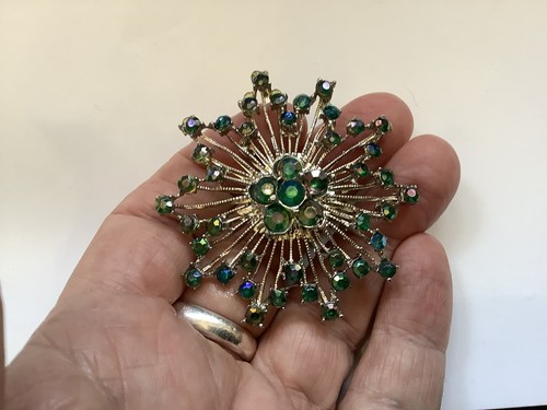Vintage retro starburst atomic - vintage,