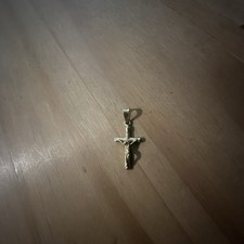 9ct Gold Cross Pendant Crucifix Jesus Yellow Unisex UK Hallmarked 0.5g