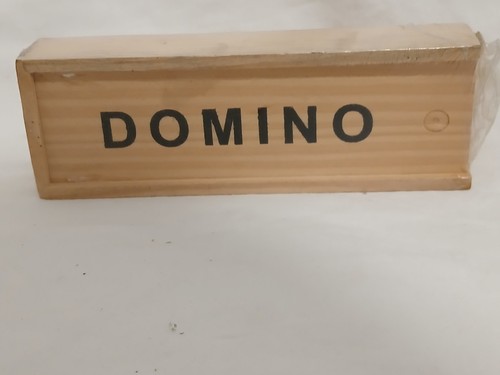 Sealed piece dominos set - set, in