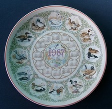 WEDGWOOD CALENDAR PLATE 1987 WATER BIRDS - GREAT CONDITION