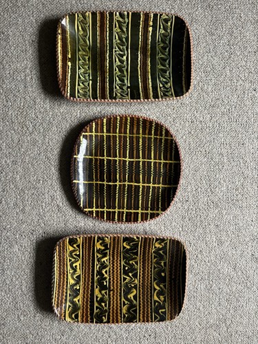 Three stunning slipware dishes - stunning,