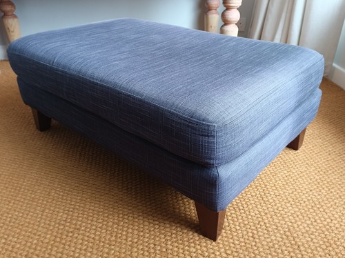 Pouffee footstool - pouffee,