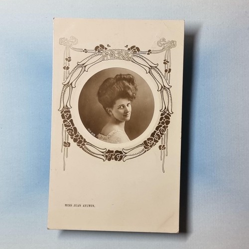 Edwardian actress postcard - edwardian,