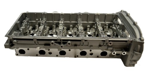 Engine cylinder head - cylinder,