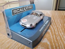 NEW Scalextric C3952 Jaguar
