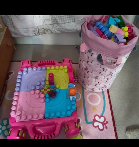 Mega blocks table and big - and,