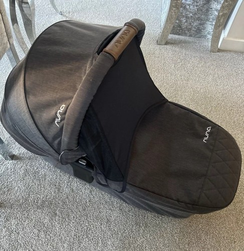Nuna triv carry cot caviar - triv,
