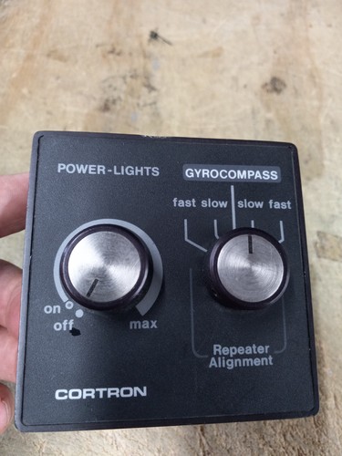 Cortron gyrocompass repeater - ,