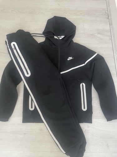 Nike tech fleece - nike,
