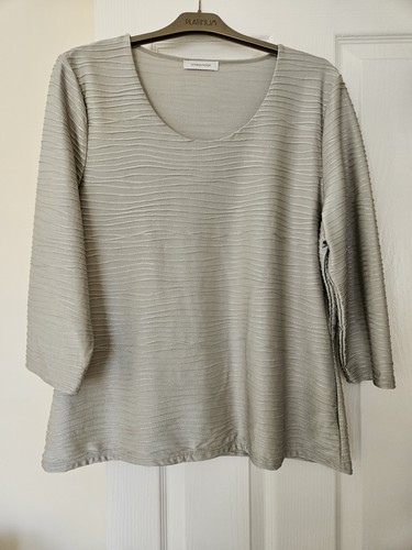 Nwot striking windsmoor - nwot,