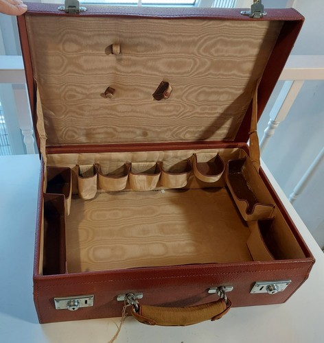 Vintage leather vanity - leather, case