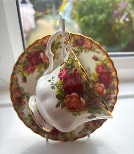 Vintage royal albert old - royal,