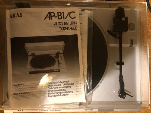 Akai auto return turntable - auto,