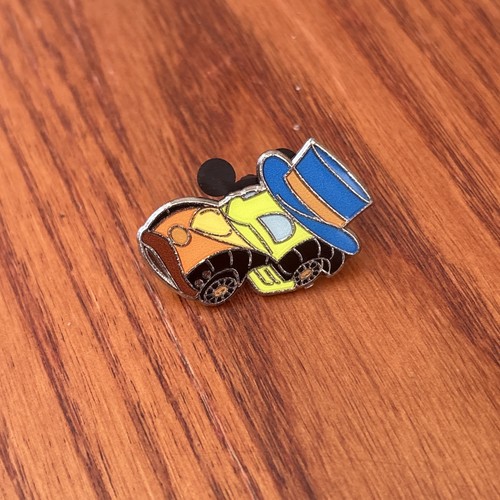 Jiminey cricket racer pin - jiminey,