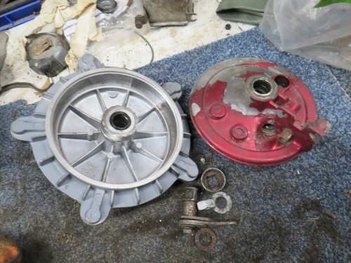 Vespa front hub and - vespa,