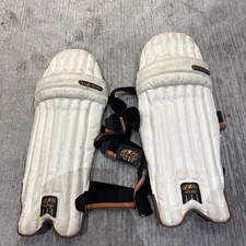 New bery krakatoa batting pads - bery,