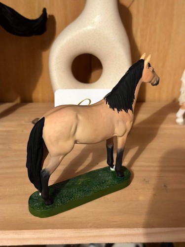 Model resin horse painted - model,