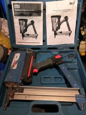 BeA Dynamik Gas Cordless Concrete Nailer Combo Kit CN60-688ES Tools DIY Spares 