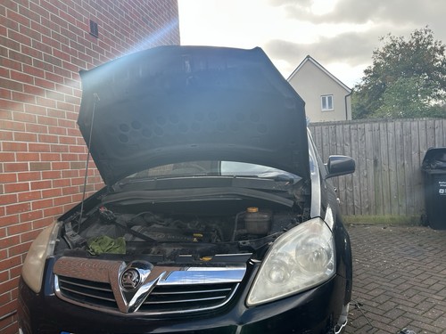 Vauxhall zafira 8 - 1.8, petrol