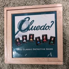 Cluedo in wooden box, Parker Hasbro, nostalgia classic, collection option