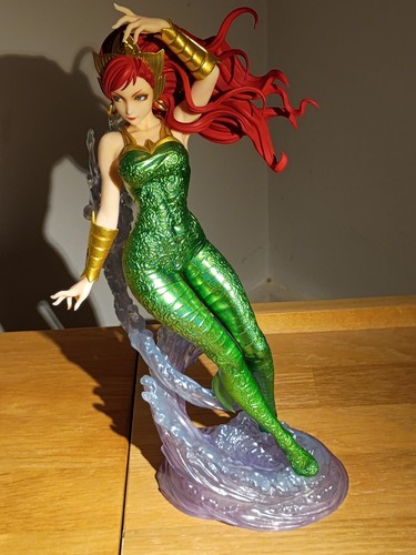 Justice league mera - league,
