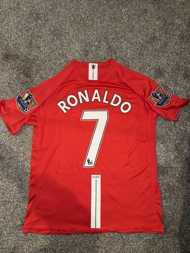 Retro man united - retro, ronaldo