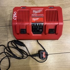 Milwaukee M18DFC M18 Dual Bay Rapid Charger