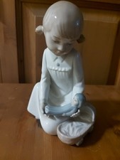 Nao by LLADRO Figurine