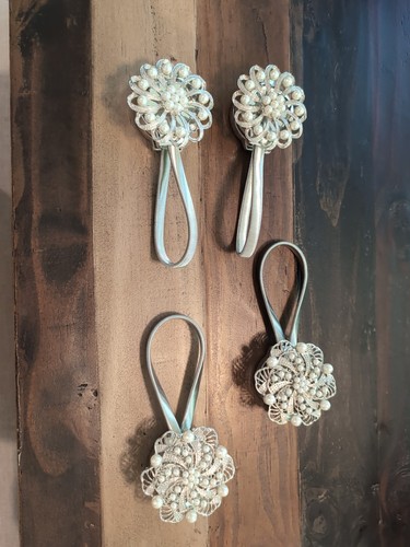 Decorative magnetic curtain - decorative,