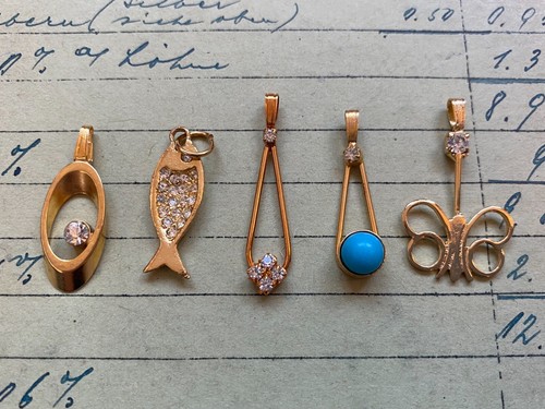 Five genuine vintage gold