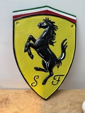 FERRARI emblem -painted cast