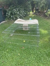 KCT Medium Enclosed Roof Folding Metal Pet Run