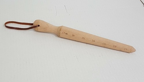 Garden dibber can - dibber,