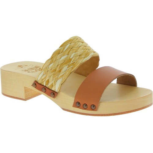 Women wooden mules with tan - women's,