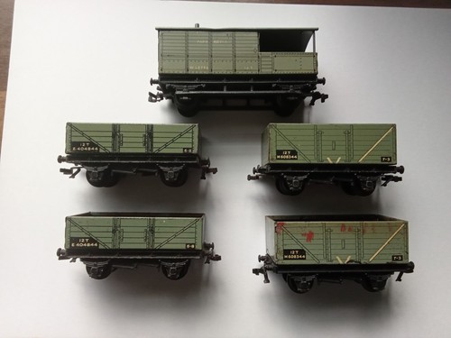 Hornby open wagons and - , brake