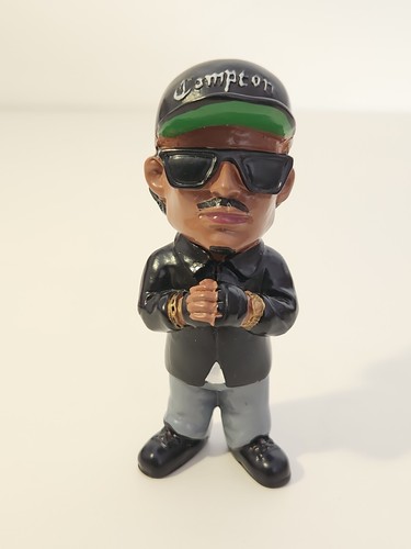 Eazy resin figurine - 4.5",